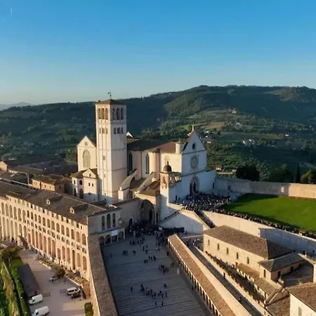 With Pool Near Vakantiehuis *